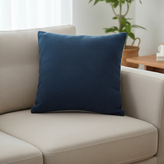 Housse de coussin bleu marine – Texture nid d’abeille élégante
