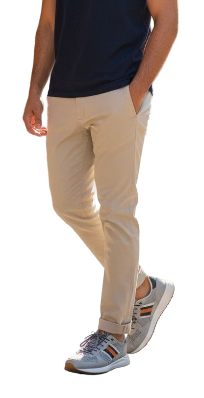 Baskets mixte grises avec détails orange et noir – Style urbain et confort absolu